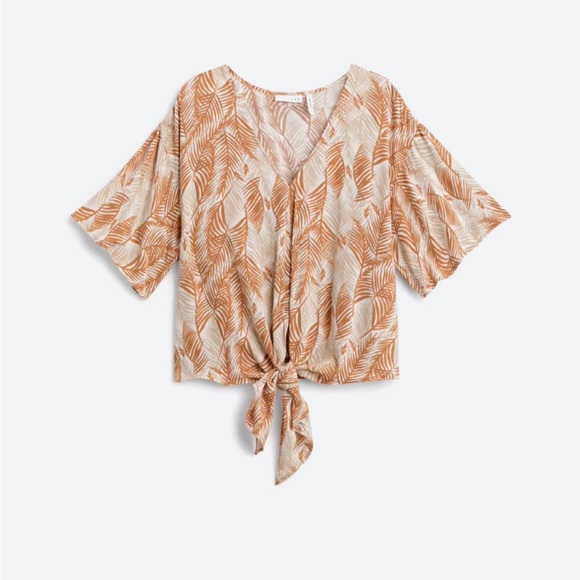 Cute tie spring shirt - Picture 1 of 4